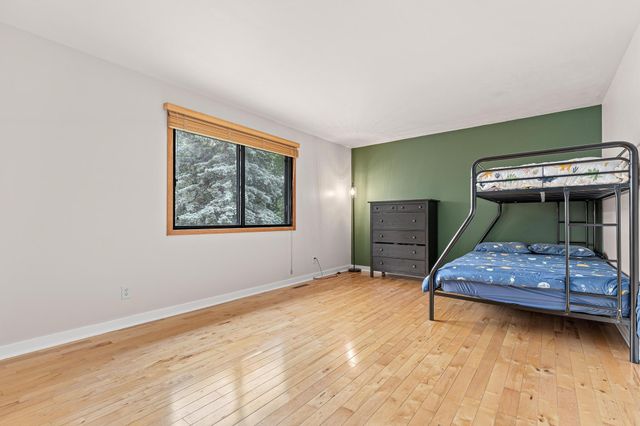 792 Tanglewood Drive, Shoreview, MN 55126