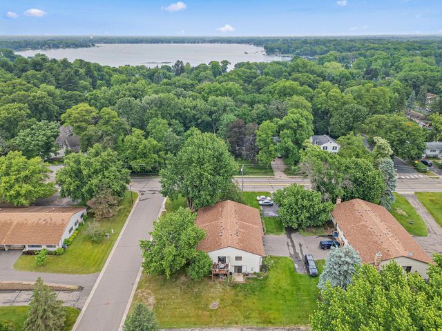 792 Tanglewood Drive, Shoreview, MN 55126