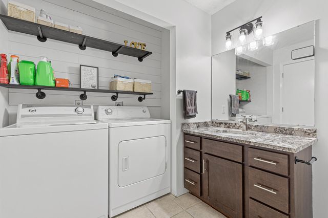 792 Tanglewood Drive, Shoreview, MN 55126