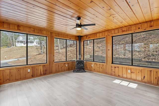 25 Rock Rd, Tyngsborough, MA 01879