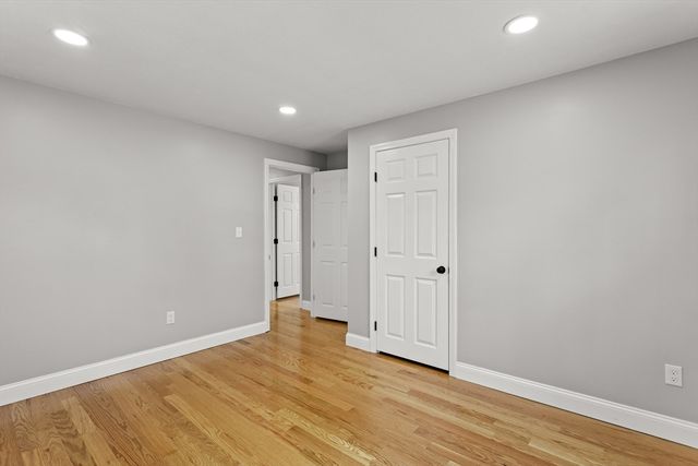 25 Rock Rd, Tyngsborough, MA 01879