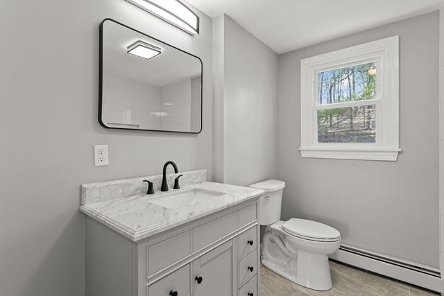 25 Rock Rd, Tyngsborough, MA 01879