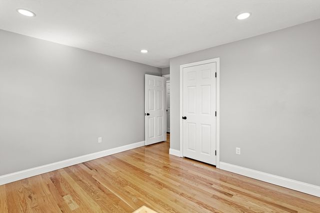 25 Rock Rd, Tyngsborough, MA 01879