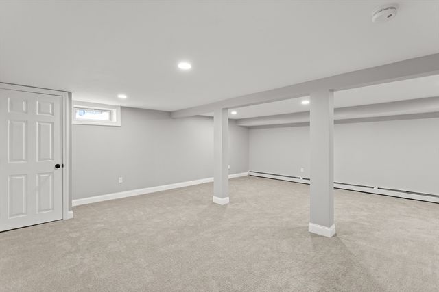 25 Rock Rd, Tyngsborough, MA 01879