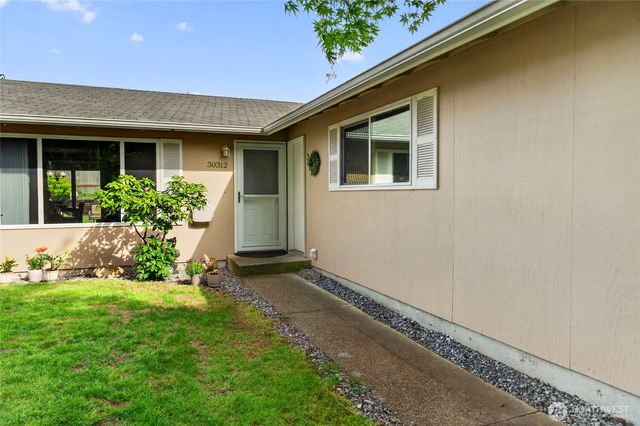 30312 10th Avenue S, Federal Way, WA 98003