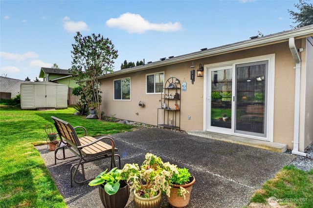 30312 10th Avenue S, Federal Way, WA 98003