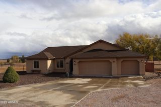 3895 Yo He Wah Drive, Chino Valley, AZ 86323