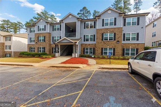 3102 Fairington Village Drive, Lithonia, GA 30038