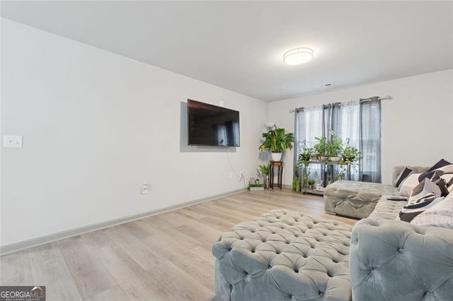 3102 Fairington Village Drive, Lithonia, GA 30038