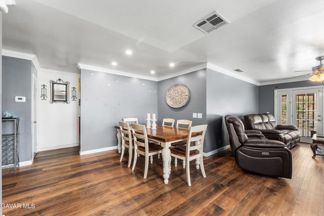 16035 Circle Diamond Road, Sylmar, CA 91342