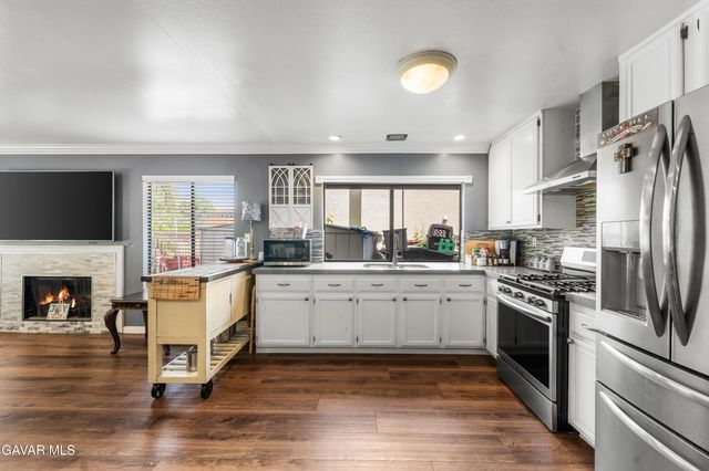 16035 Circle Diamond Road, Sylmar, CA 91342