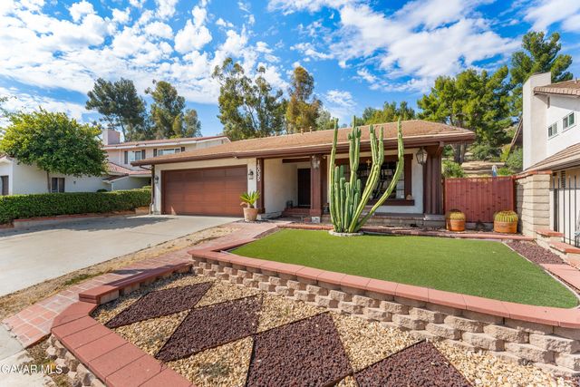 16035 Circle Diamond Road, Sylmar, CA 91342