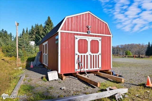 74057 Anchor Point Road, Anchor Point, AK 99556