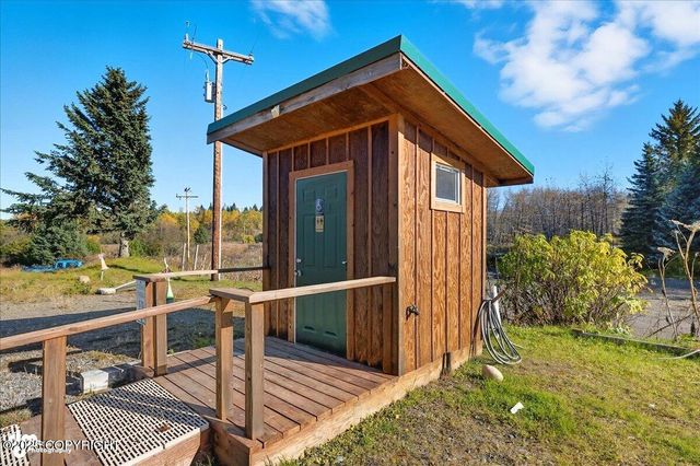 74057 Anchor Point Road, Anchor Point, AK 99556