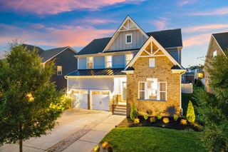 927 Orchid Pl, Hendersonville, TN 37075