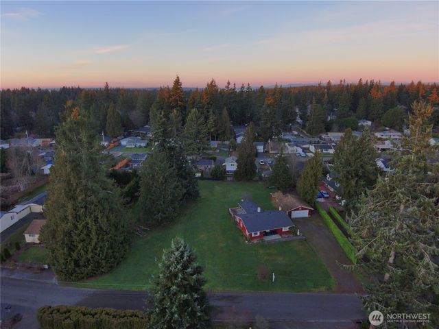 7707 203rd Street SW, Edmonds, WA 98026