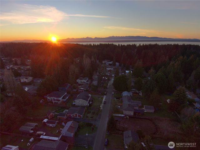 7707 203rd Street SW, Edmonds, WA 98026