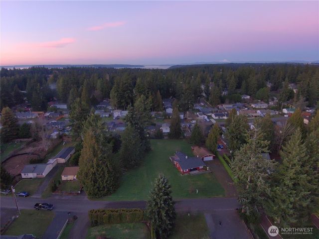 7707 203rd Street SW, Edmonds, WA 98026