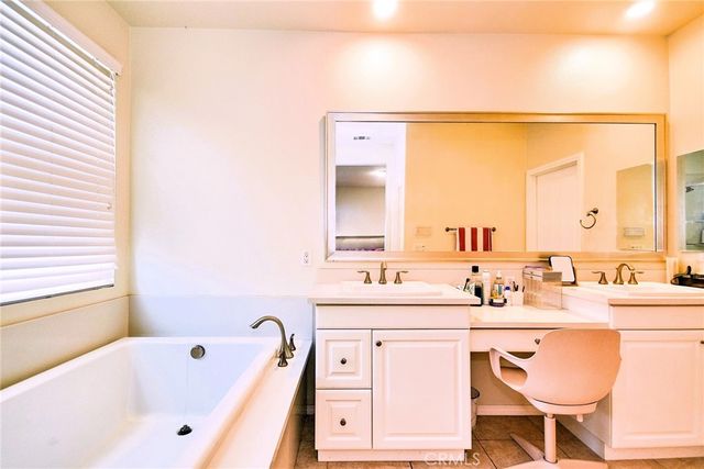 13288 Cactus Flower Street, Eastvale, CA 92880
