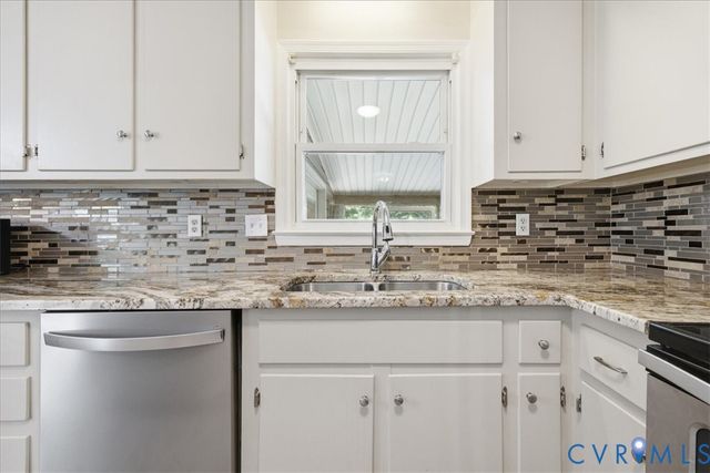 404 Bermuda Hundred Rd, Chester, VA 23836