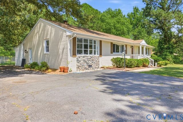 404 Bermuda Hundred Rd, Chester, VA 23836