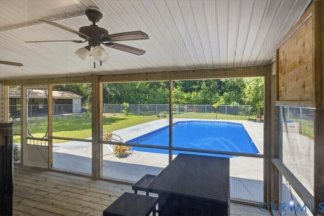 404 Bermuda Hundred Rd, Chester, VA 23836