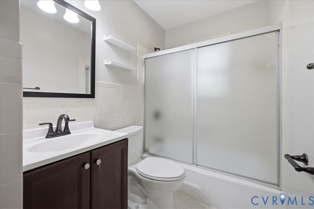404 Bermuda Hundred Rd, Chester, VA 23836