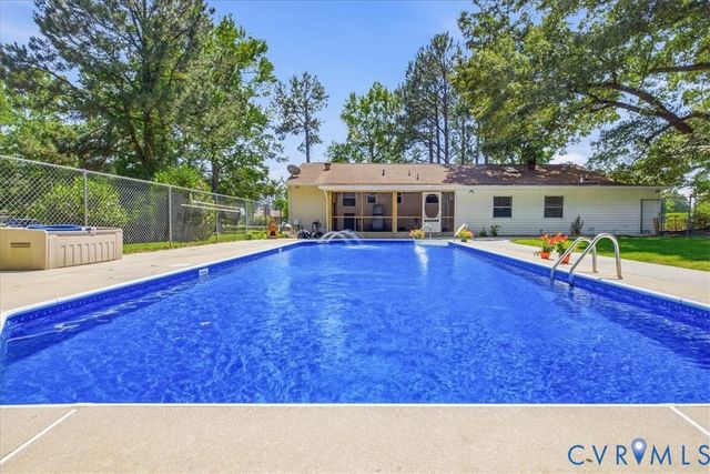 404 Bermuda Hundred Rd, Chester, VA 23836