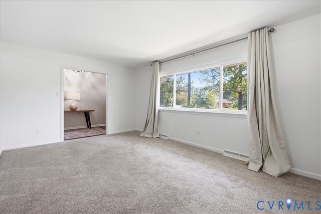 404 Bermuda Hundred Rd, Chester, VA 23836