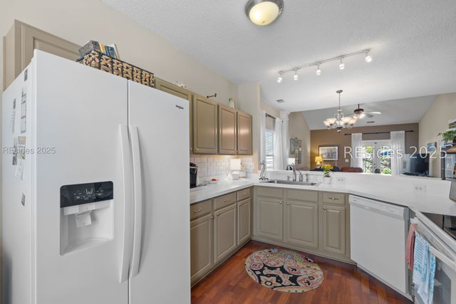 82 3rd Ave, Bluffton, SC 29910