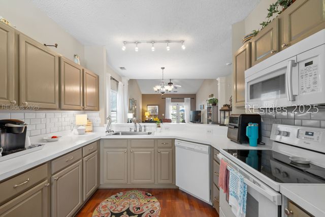 82 3rd Ave, Bluffton, SC 29910