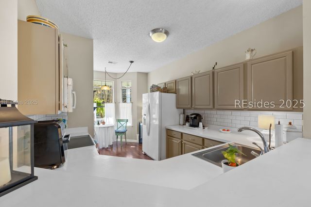 82 3rd Ave, Bluffton, SC 29910