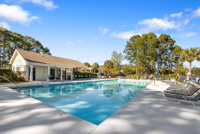 82 3rd Ave, Bluffton, SC 29910