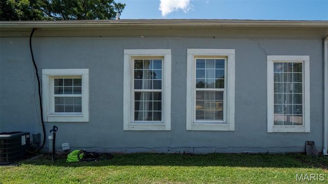 239 Center Street, Sullivan, MO 63080