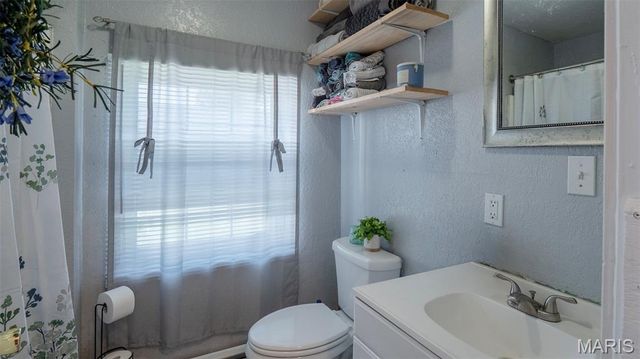 239 Center Street, Sullivan, MO 63080