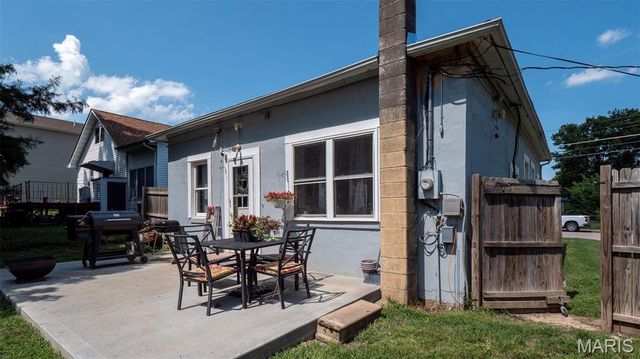 239 Center Street, Sullivan, MO 63080