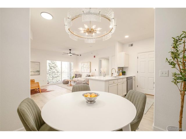 15700 E Jamison Dr 2-204, Englewood, CO 80112