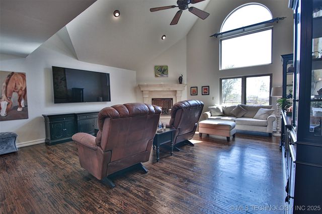 1814 E 161st Street S, Bixby, OK 74008