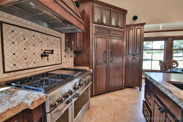 1814 E 161st Street S, Bixby, OK 74008