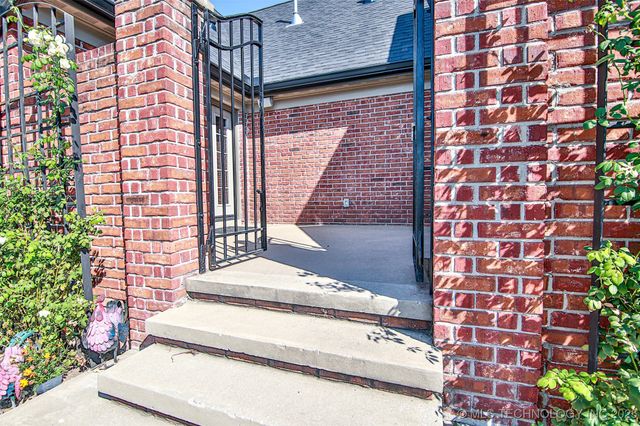 1814 E 161st Street S, Bixby, OK 74008