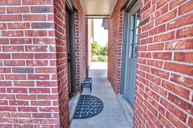 1814 E 161st Street S, Bixby, OK 74008