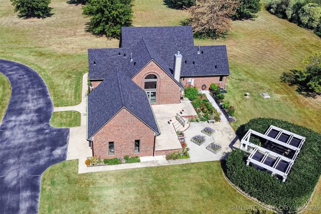 1814 E 161st Street S, Bixby, OK 74008