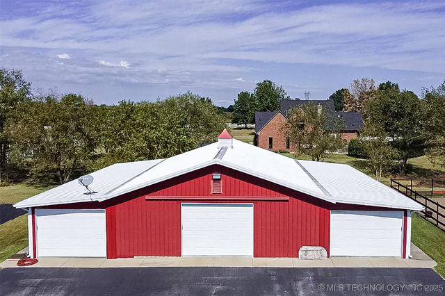 1814 E 161st Street S, Bixby, OK 74008