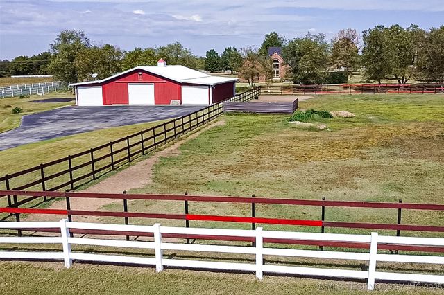 1814 E 161st Street S, Bixby, OK 74008