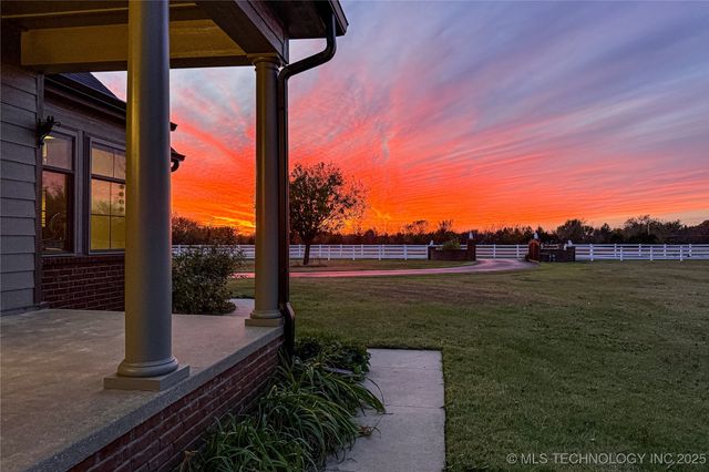 1814 E 161st Street S, Bixby, OK 74008