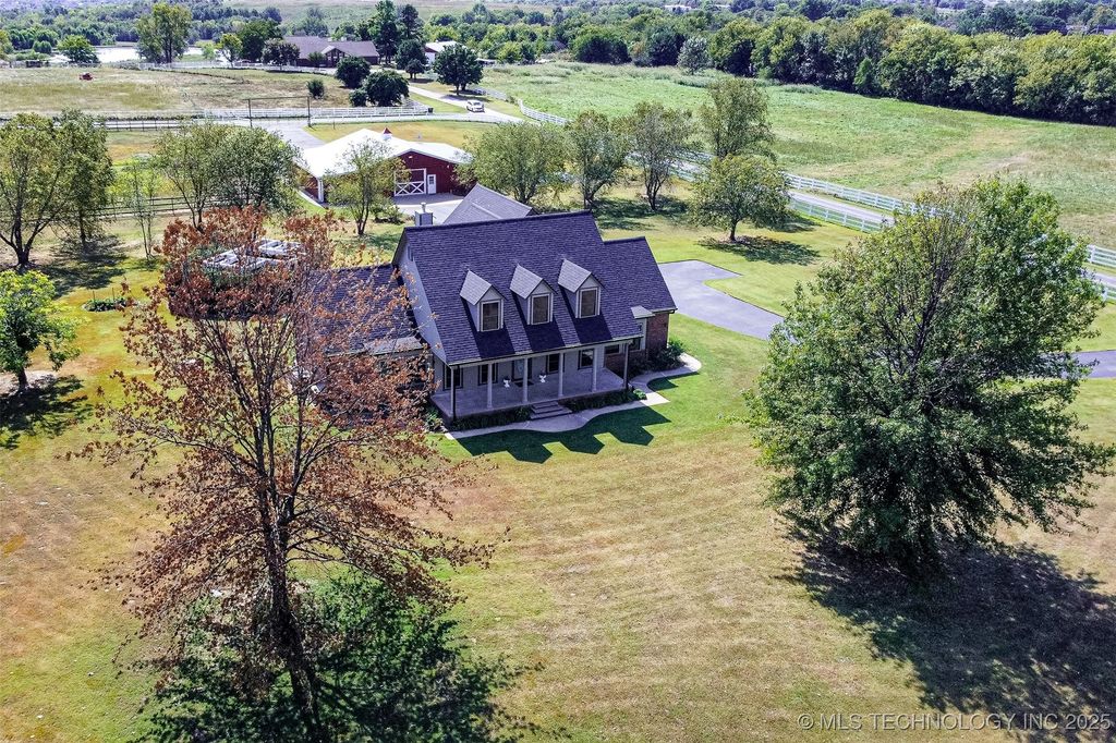 1814 E 161st Street S, Bixby, OK 74008