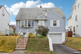 18 Scher Place, Passaic, NJ 07055