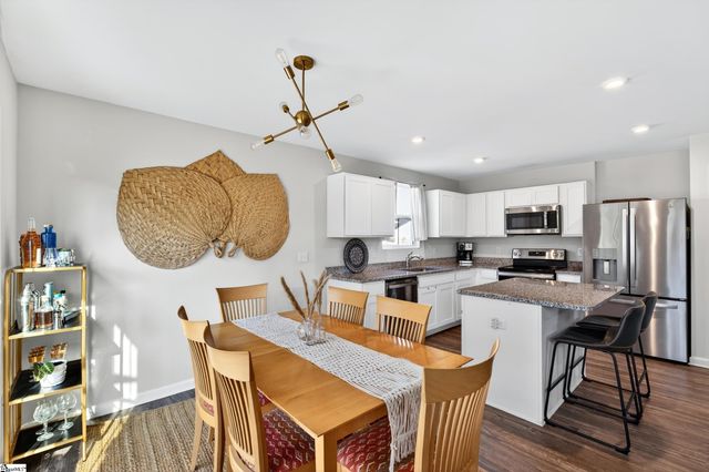 138 Barrington Creek Road, Piedmont, SC 29673