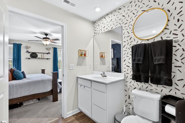 138 Barrington Creek Road, Piedmont, SC 29673