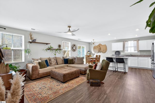 138 Barrington Creek Road, Piedmont, SC 29673